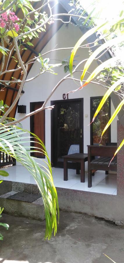 Hello Lumbung Homestay Gili Air Exterior foto
